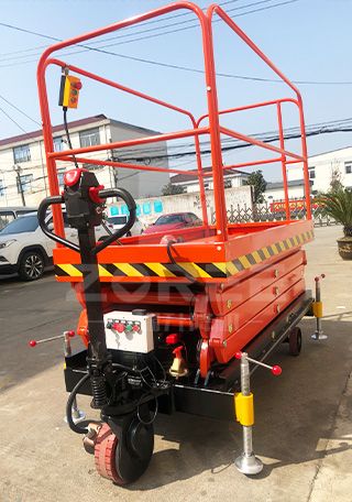 自行式高空作業平臺